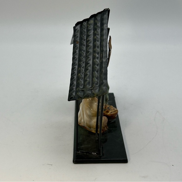 Vtg 5x4x1.5” Metal Nativity w/ Ceramic Joseph, Mary & Baby Jesus Manger … - Picture 11 of 14